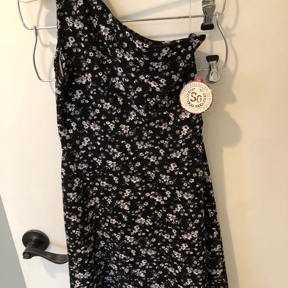 🔥🔥dresses🌟🌟 - Picture 8 of 8